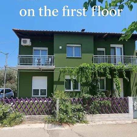 Elia Thassos Lägenhet