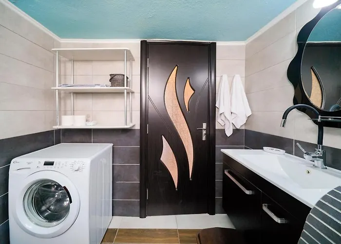 Elia Thassos Prínos